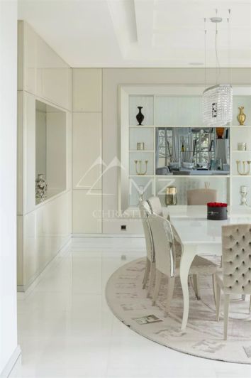 Image No.5-5 Bed House for sale