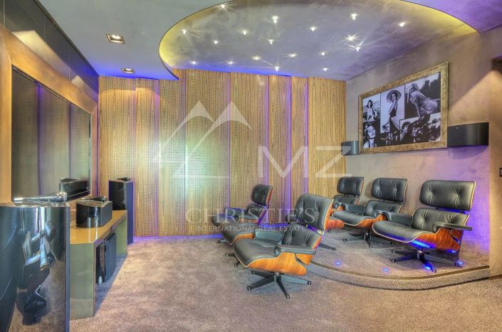 Image No.9-5 Bed House for sale