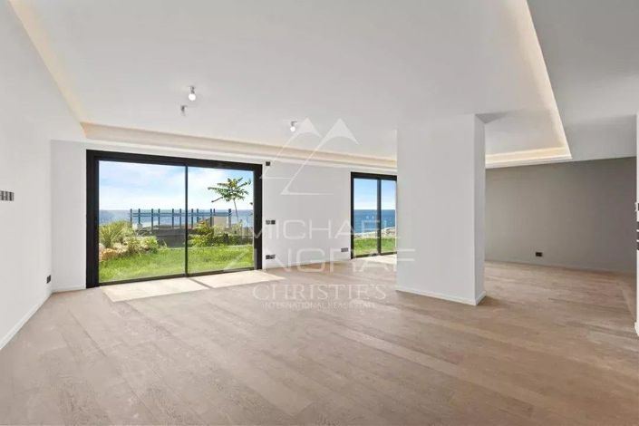 Image No.2-4 Bed Apartment for sale