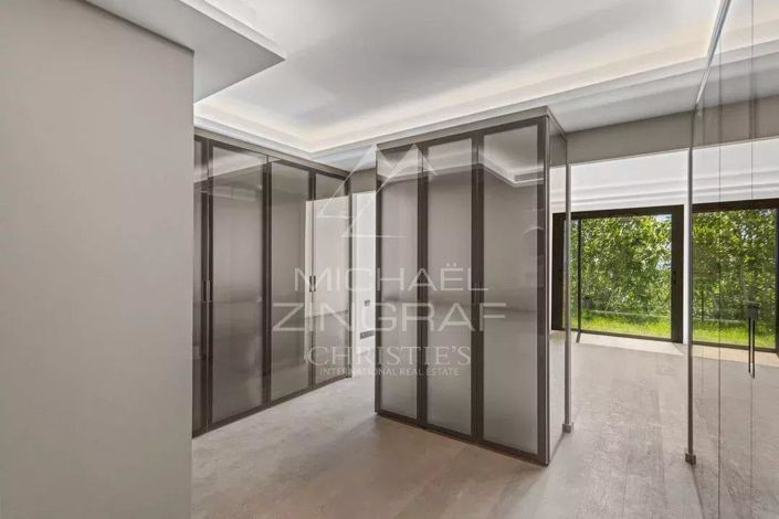 Image No.9-4 Bed Apartment for sale