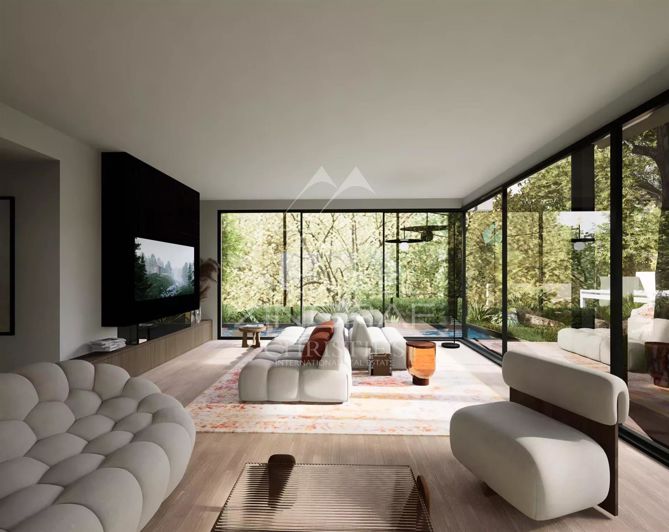 Image No.6-5 Bed House for sale