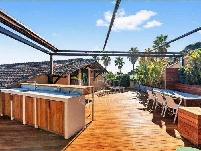 Image No.9-3 Bed Apartment for sale