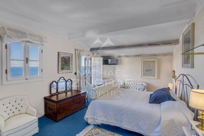 Image No.8-4 Bed House for sale