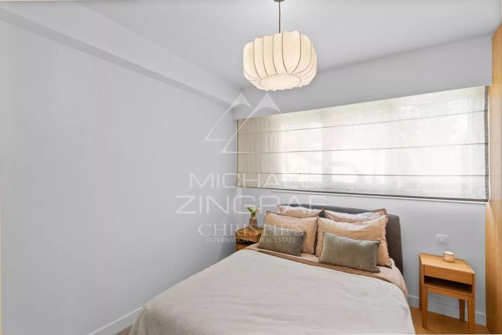 Image No.12-3 Bed Apartment for sale