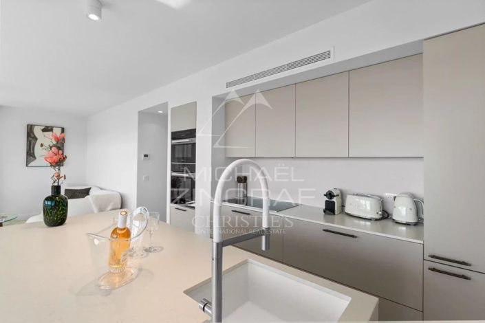 Image No.8-3 Bed Apartment for sale