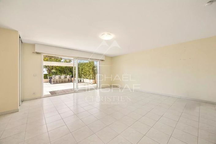 Image No.10-4 Bed Apartment for sale