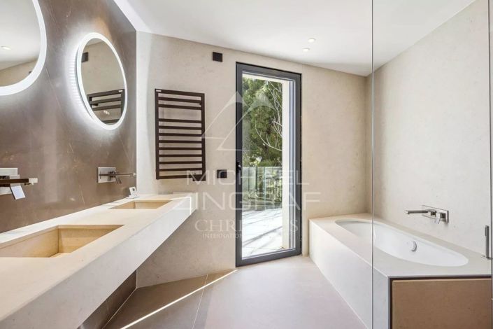 Image No.12-3 Bed Apartment for sale