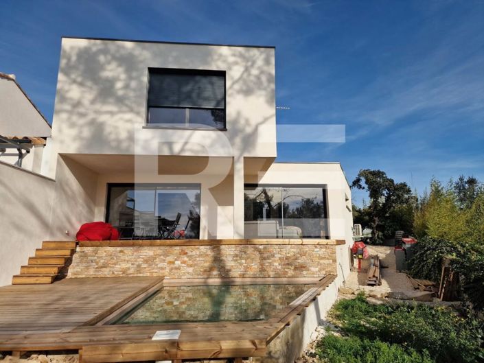 Image No.11-4 Bed House for sale