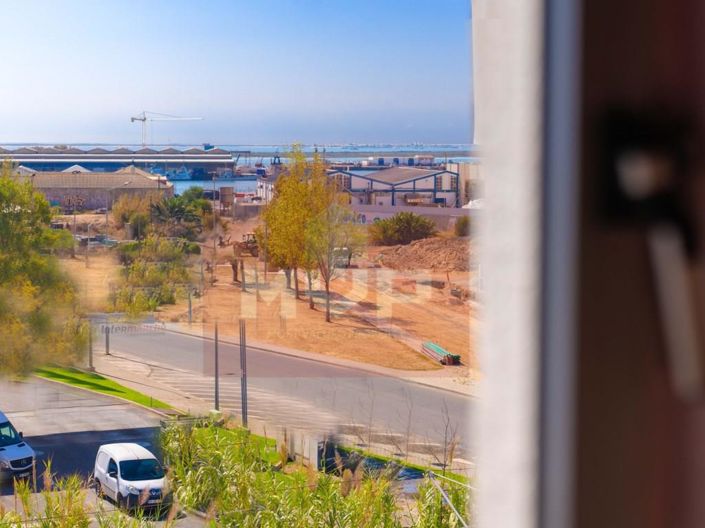 Image No.18-3 Bed Apartment for sale