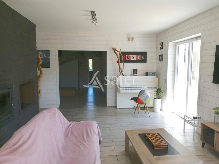 Image No.5-Maison de 4 chambres à vendre à Ain