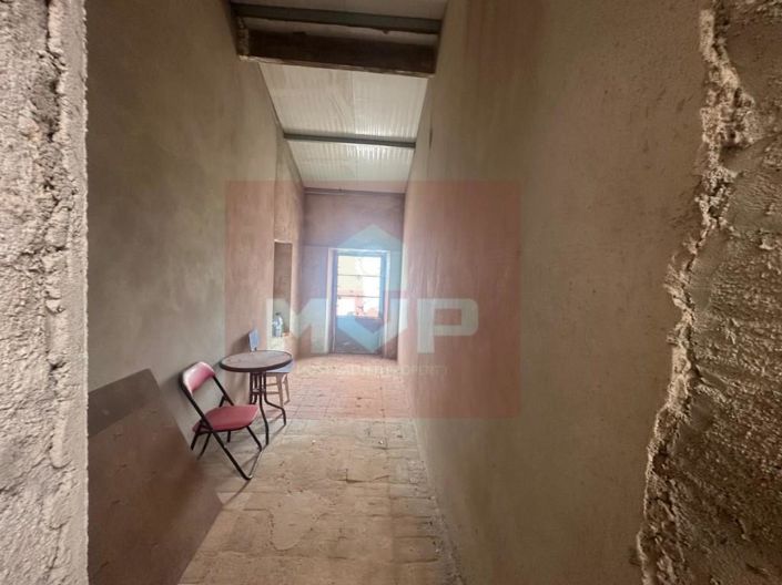 Image No.16-8 Bed House for sale