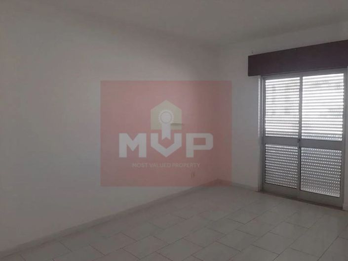 Image No.2-Appartement de 2 chambres à vendre à Olhão