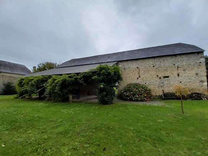 Image No.16-7 Bed House for sale