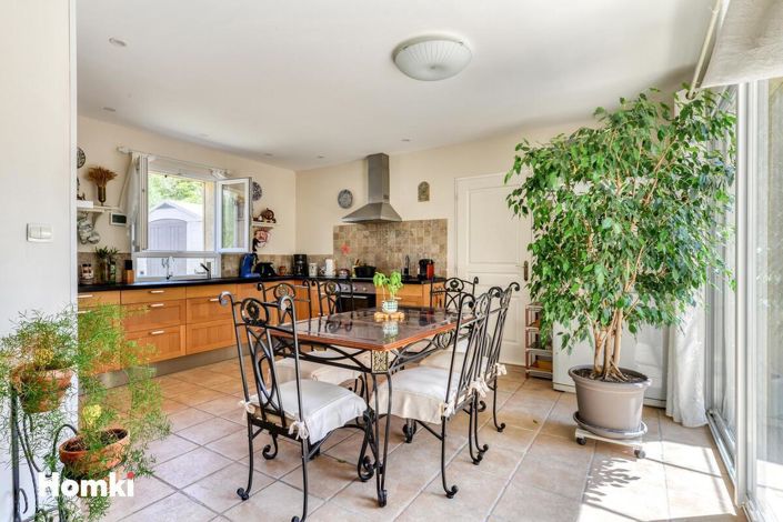 Image No.9-3 Bed House for sale