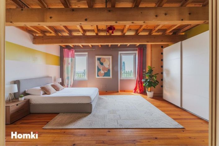 Image No.5-2 Bed House for sale