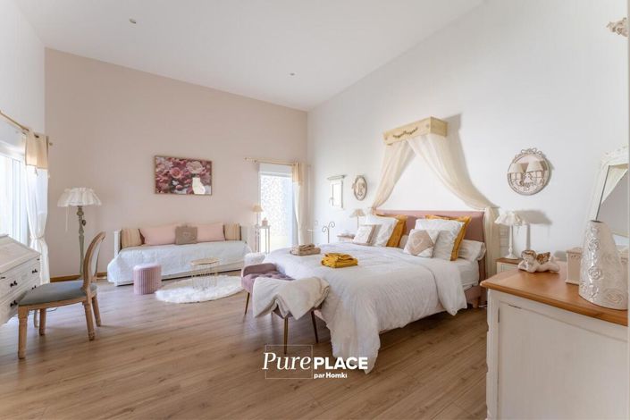 Image No.17-4 Bed House for sale