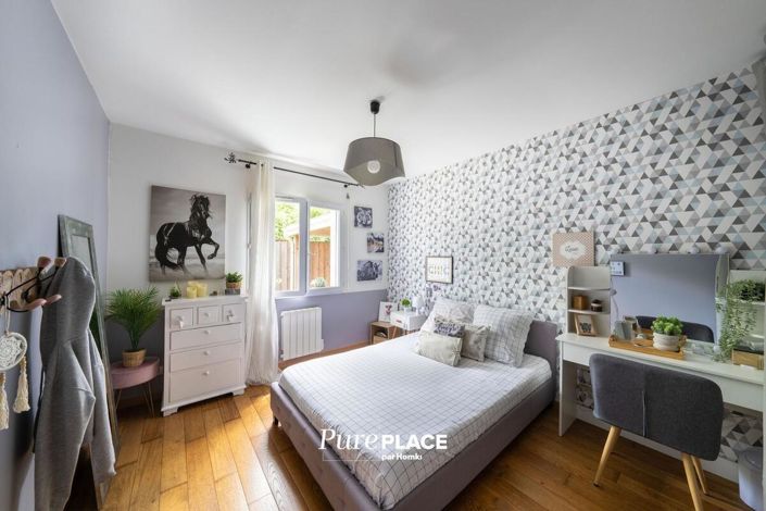 Image No.17-4 Bed House for sale