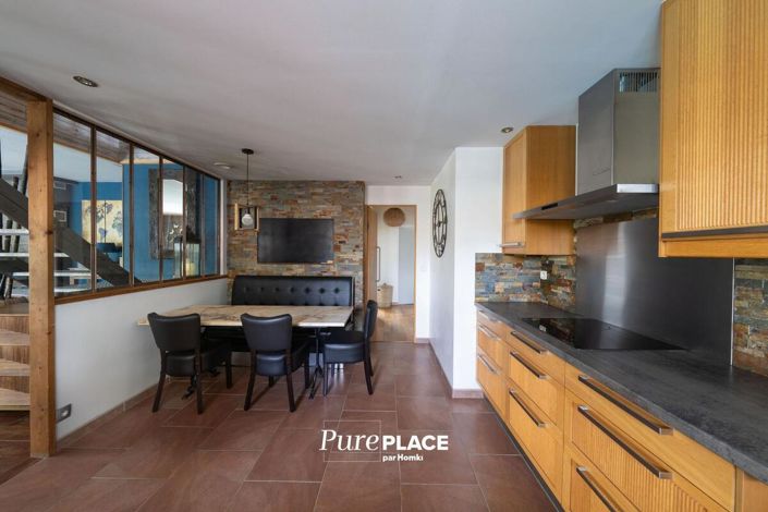 Image No.7-4 Bed House for sale