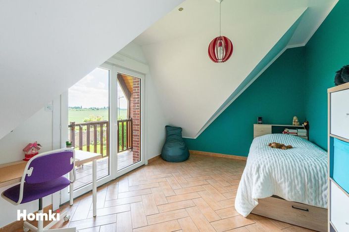 Image No.10-4 Bed House for sale