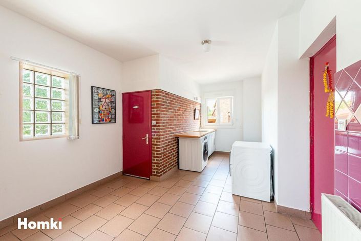 Image No.15-4 Bed House for sale