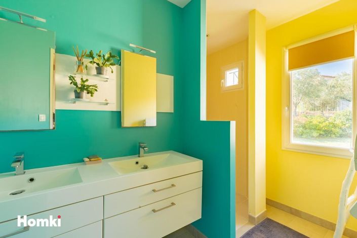 Image No.15-6 Bed House for sale