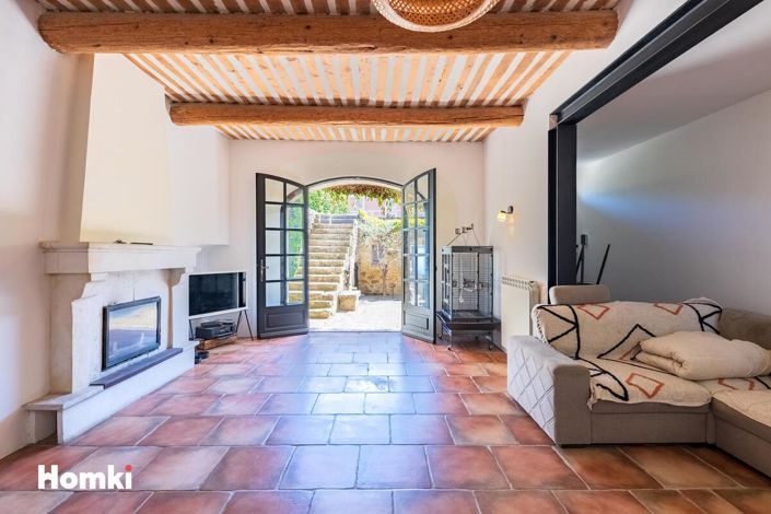 Image No.13-6 Bed House for sale