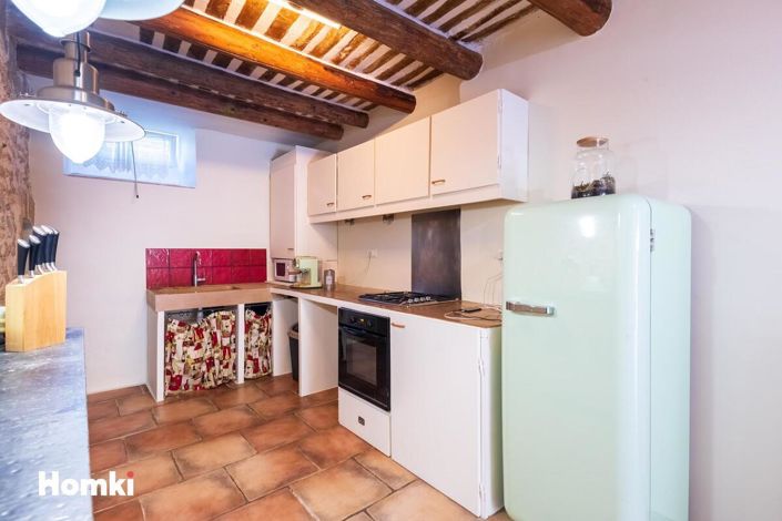 Image No.16-6 Bed House for sale