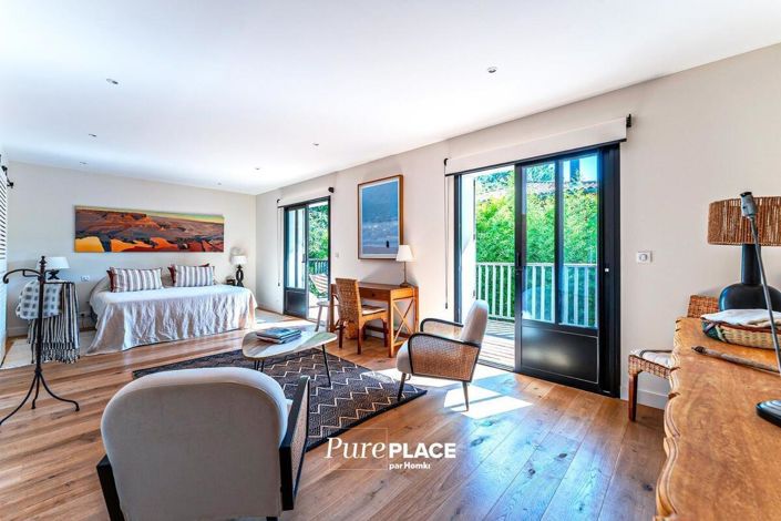 Image No.13-6 Bed House for sale