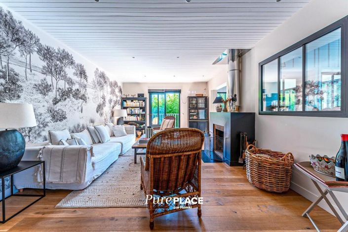 Image No.4-6 Bed House for sale