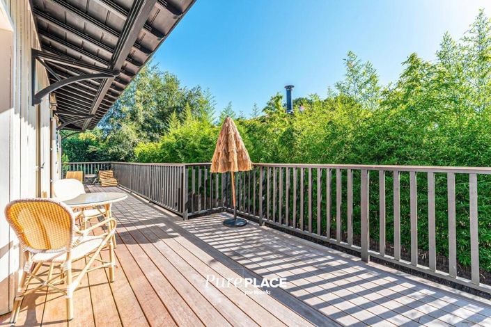 Image No.8-6 Bed House for sale