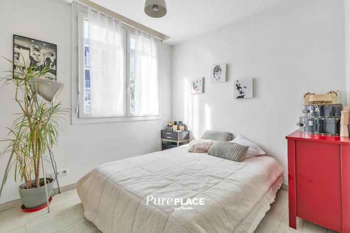 Image No.11-3 Bed House for sale