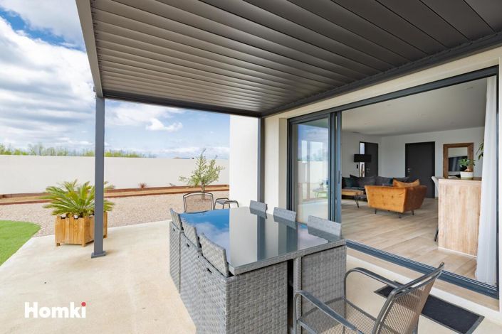 Image No.2-3 Bed House for sale