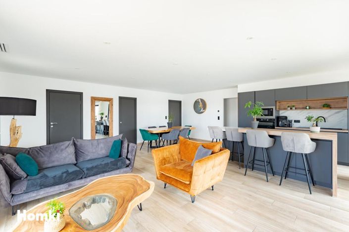 Image No.3-3 Bed House for sale