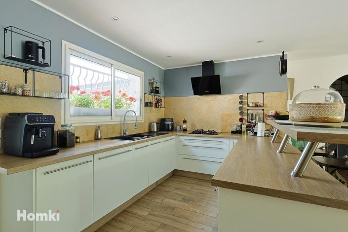 Image No.9-Maison de 3 chambres à vendre à Évenos