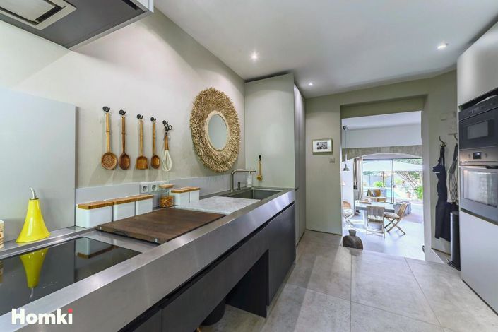 Image No.8-3 Bed House for sale