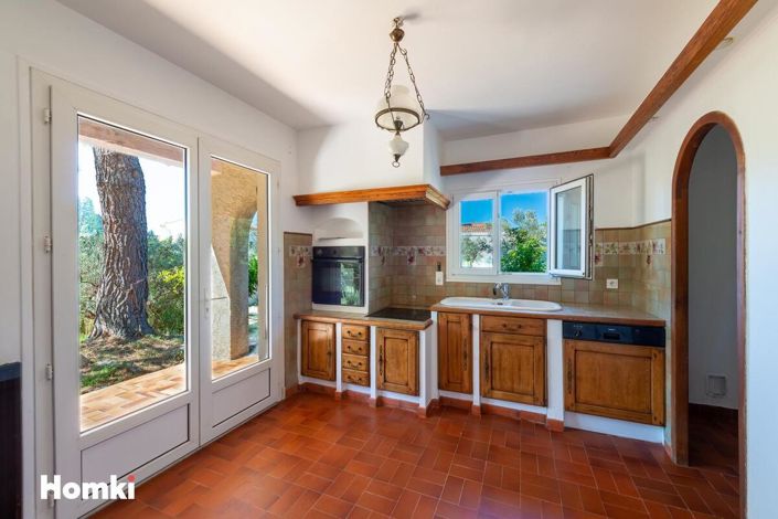 Image No.7-3 Bed House for sale