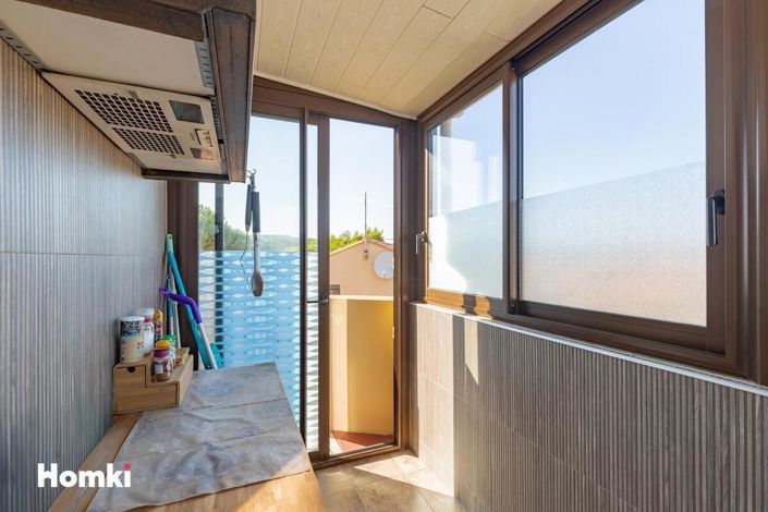 Image No.17-3 Bed House for sale