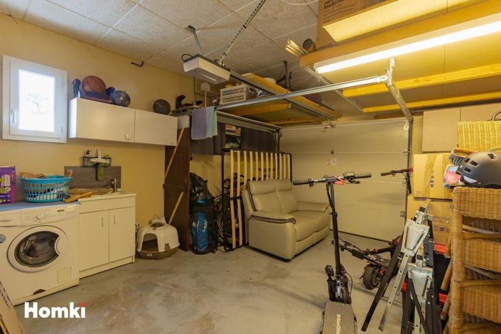 Image No.19-3 Bed House for sale