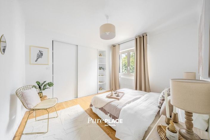 Image No.16-5 Bed House for sale