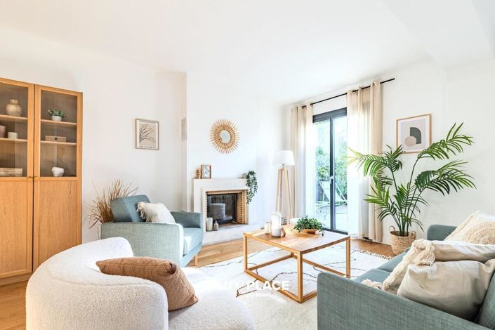 Image No.5-5 Bed House for sale