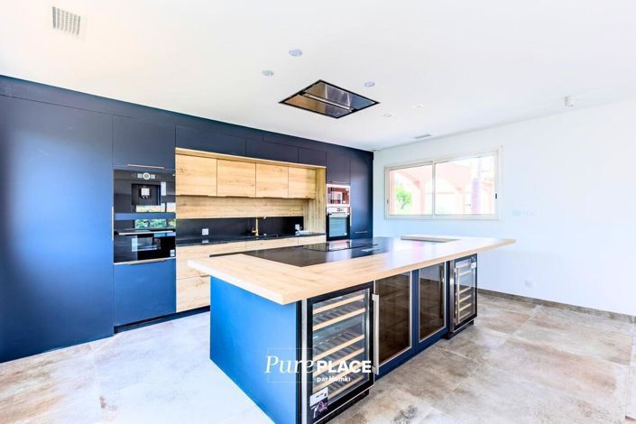 Image No.7-4 Bed House for sale