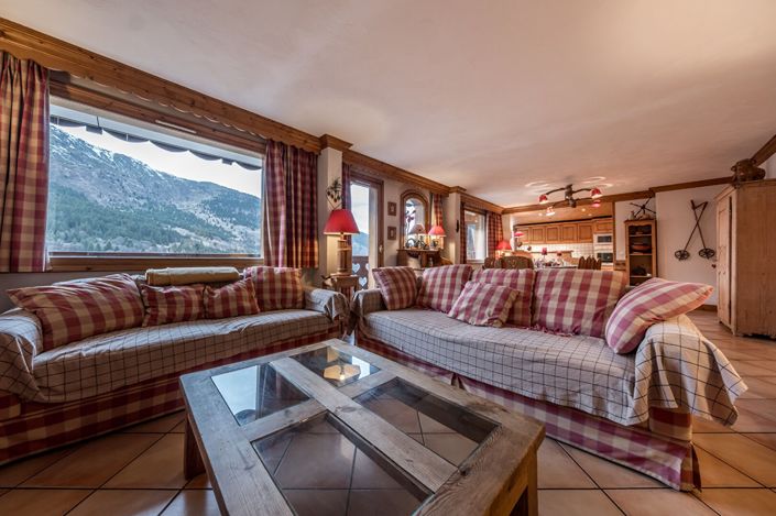 Image No.2-5 Bed Apartment for sale