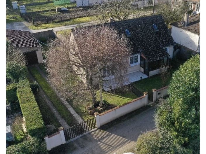 Image No.10-Maison de 4 chambres à vendre à Artenay