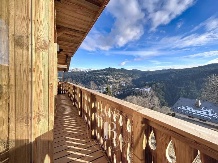 Image No.17-5 Bed House for sale