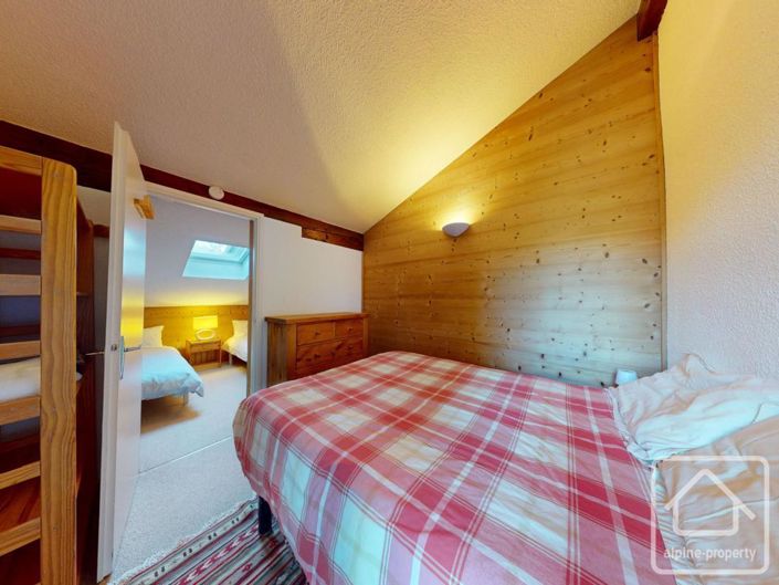 Image No.3-2 Bed Apartment for sale