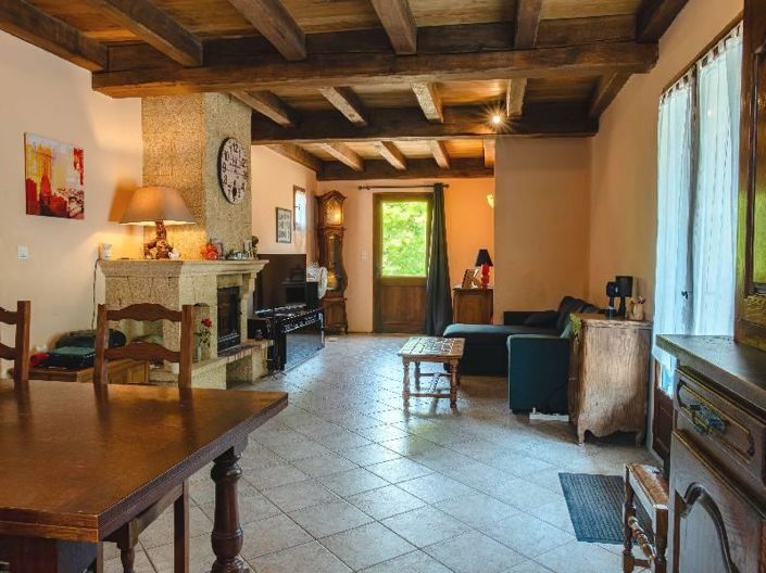 Image No.3-3 Bed House for sale