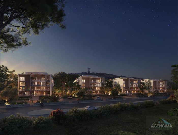 Image No.3-3 Bed Apartment for sale