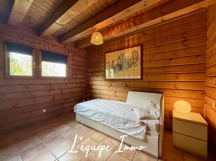 Image No.8-3 Bed House for sale