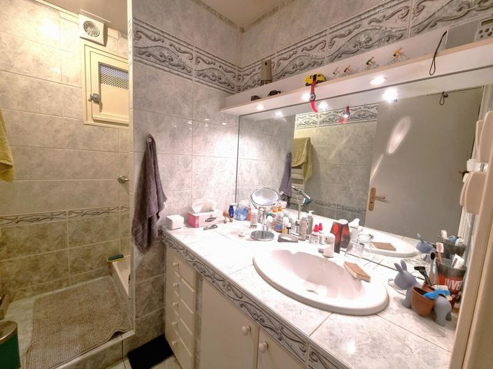 Image No.6-Apartment for sale