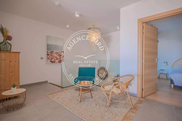 Image No.12-4 Bed Apartment for sale